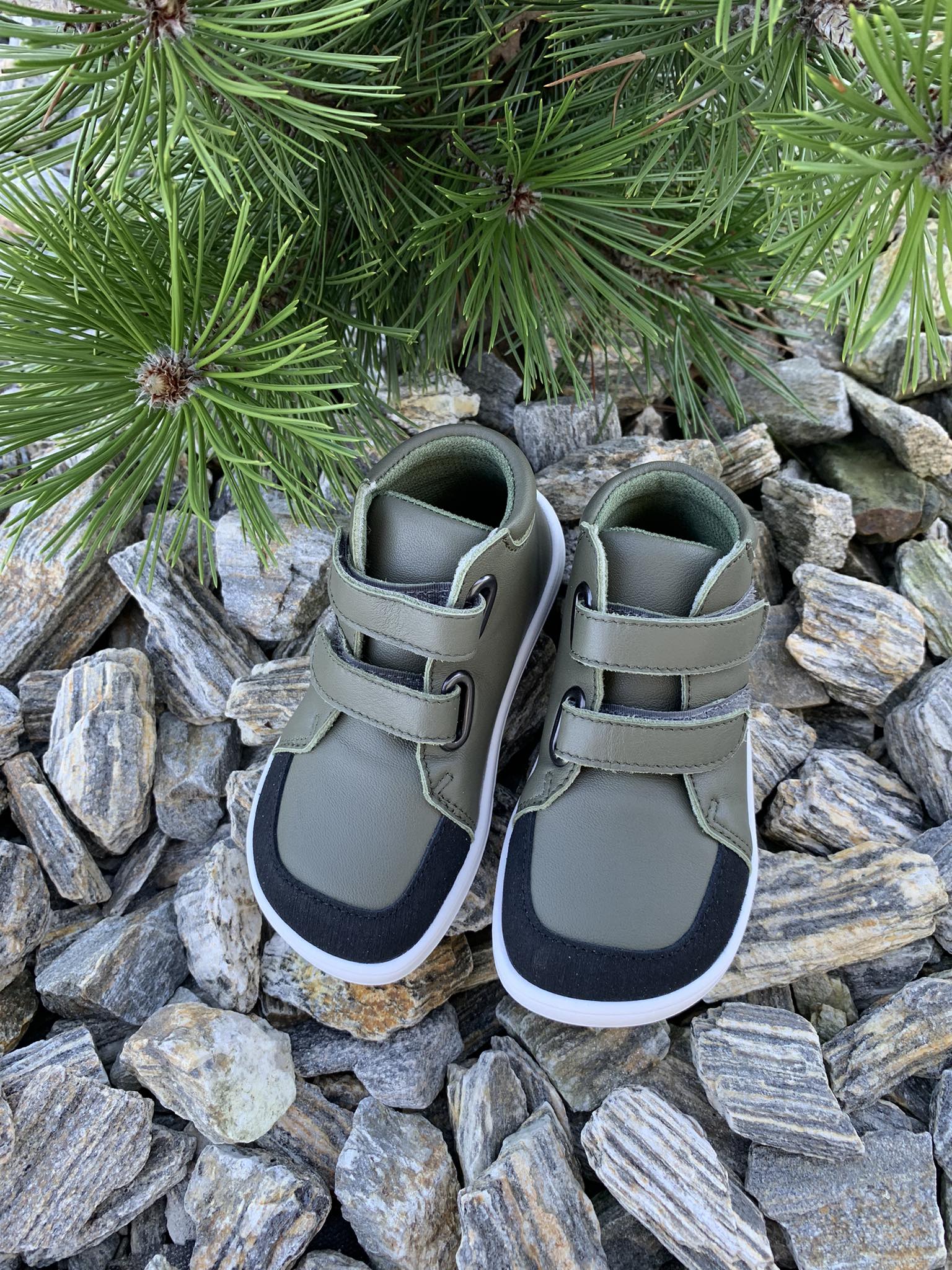 BABY BARE FEBO FALL BOSCO S MEMBRÁNOU A OKOPEM Z ASFALTICA